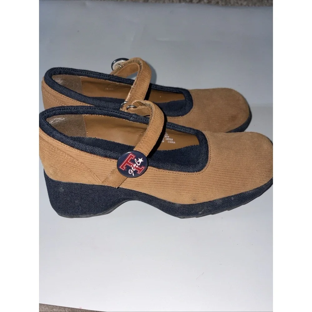 Tommy Hilfiger Girls Mary Jane's shoes Size 2 M Y2K Vtg Brown Corduroy Wedge